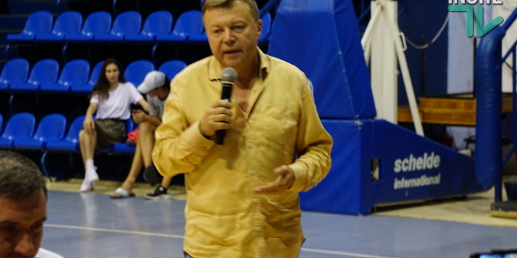 “Условно муниципальный” баскетбольный клуб “Николаев” не верит новому президенту Черепанову (ФОТО, ВИДЕО)