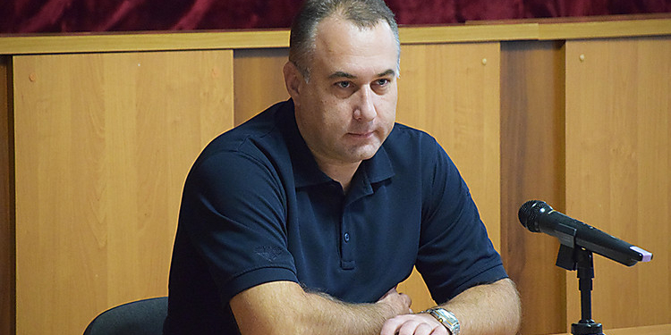 Зеленский наградил николаевского спасателя медалью «За безупречную службу»