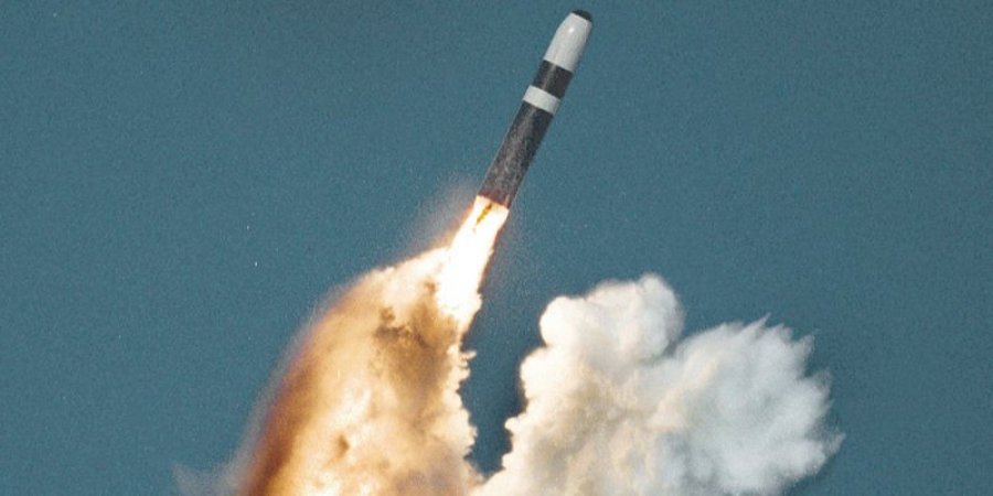 США испытали четыре баллистические ракеты Trident II 1
