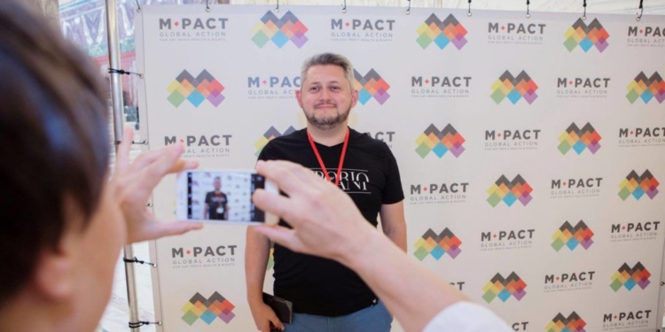 Руководитель николаевской Ассоциации ЛГБТ «Лига» был сбит в Киеве машиной – расследованием займется спецкомиссия Гоструда (ДОКУМЕНТ)