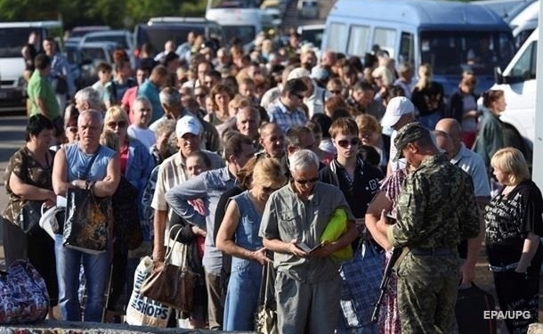 Переселенцев с Донбасса и Крыма за год стало меньше на 100 тысяч