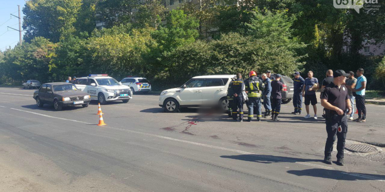 В Николаеве на пешеходном переходе насмерть сбили пожилую женщину