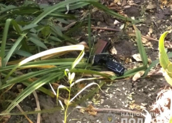 В Николаеве задержали разбойников – нападали на прохожих с пистолетом-зажигалкой (ФОТО)
