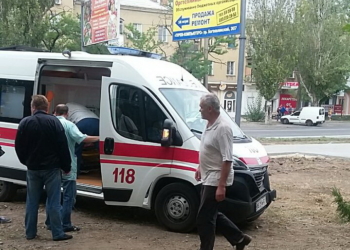 В Корабельном районе Mitsubishi не уступил дорогу «скорой». Пострадал ребенок (ФОТО)
