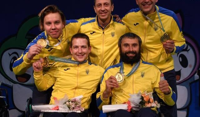 Николаевец добыл командное «золото» чемпионата мира по фехтованию на колясках (ФОТО)