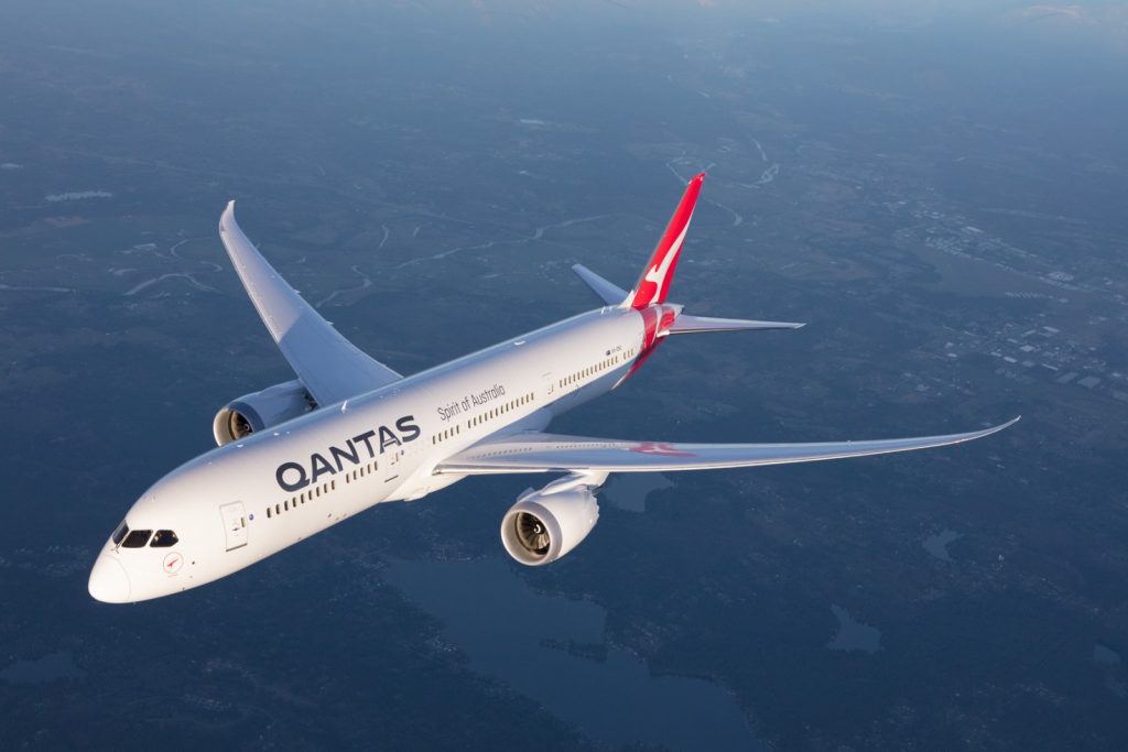 Австралийская авиакомпания Qantas успешно выполнила первый в истории беспосадочный рейс между Нью-Йорком и Австралией 1