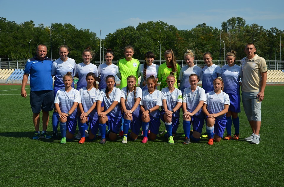 В Николаеве пройдет первый домашний футбольный матч в Первой лиге ЧУ среди женских команд. Болельщики, поддержите девчонок! 1