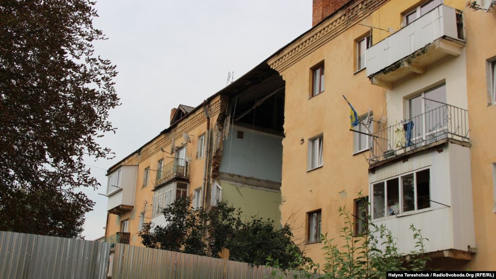 Разрушение несущей стены подвала – причина обвала дома в Дрогобыче, под руинами которого погибли восемь человек 1