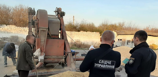 Современное рабство: в Хмельницкой области эксплуатировали пациентов психоневрологического интерната (ФОТО)