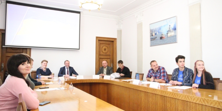 В Николаеве презентовали онлайн-платформу для волонтеров «Лига волонтеров»