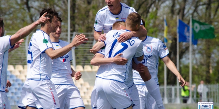 МФК «Николаев» расстался с двумя футболистами