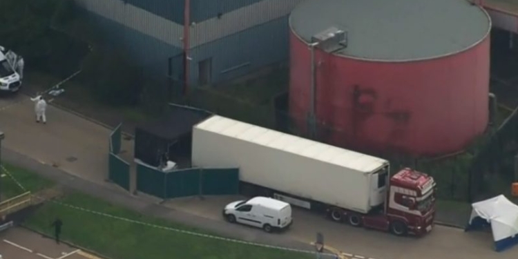 Грузовик с 39 телами на востоке Великобритании: там были вьетнамцы с поддельными китайскими паспортами