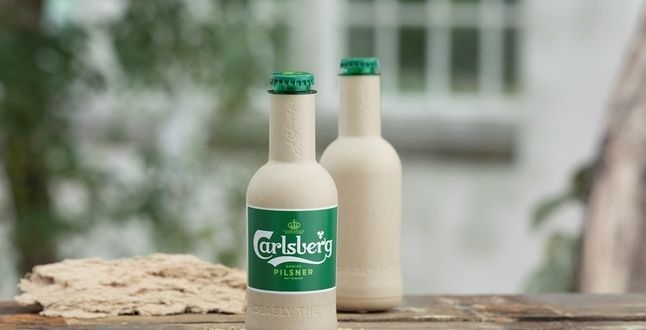Carlsberg показал бумажные бутылки для пива