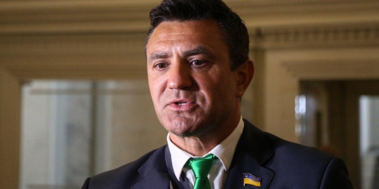 Скандальный депутат от “Слуги народа” Тищенко сравнил Украину с насосом и рассказал о “надувной кукле” (ВИДЕО)