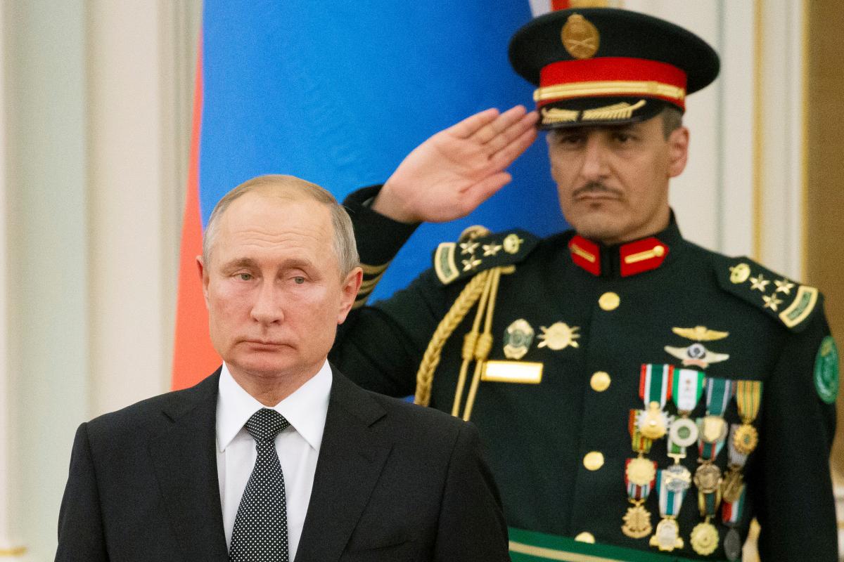 В Саудовской Аравии оркестр испоганил гимн России: Путин сделал вид, что не заметил (ФОТО, ВИДЕО)