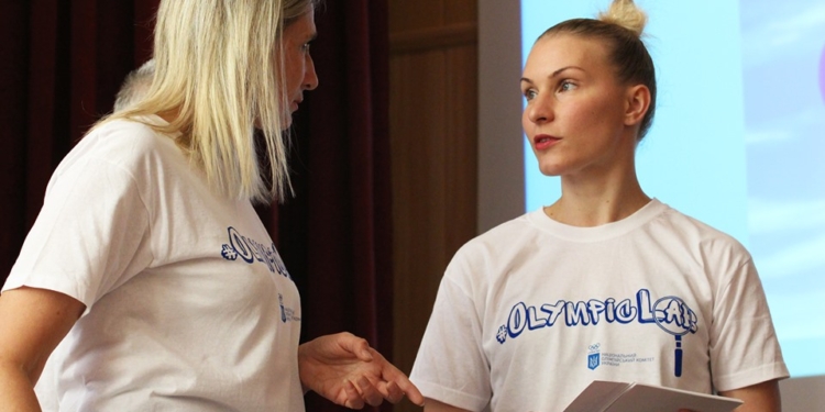 Николаевская прыгунья в воду Елена Федорова рассказала о своей истории успеха ученикам Мешково-Погореловской школы-интерната (ФОТО)