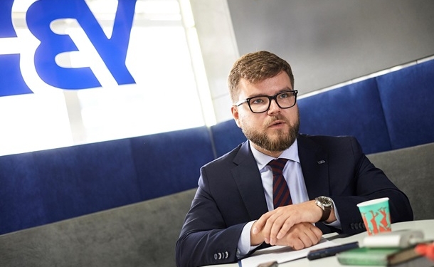 Кравцов анонсировал массовые увольнения менеджмента Укрзализныци