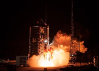 Китай вывел на орбиту экспериментальный спутник