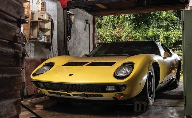 Забытую Lamborghini 1969 года продали за $1,6 млн
