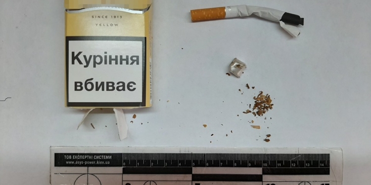 Очумелые ручки: в Николаевский СИЗО наркотики пытались переправить в лимоне, твороге и сигарете (ФОТО)