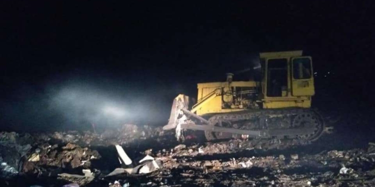 Спасатели Николаевщины ликвидировали пожар на свалке в Вознесенском районе (ФОТО)