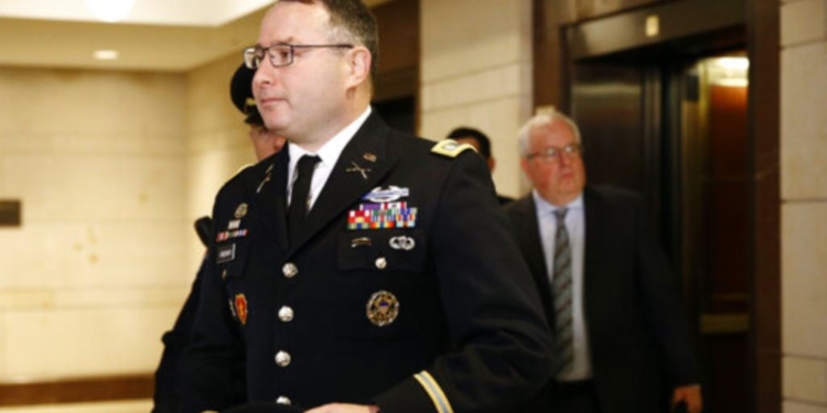 В деле об импичменте Трампа дал показания чиновник Белого дома с украинскими корнями