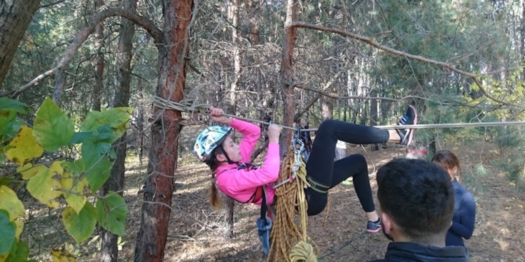 Под Николаевом дети преодолевали личную полосу препятствий (ФОТО)