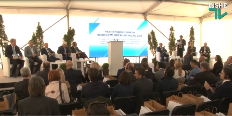 В надежде на здравый смысл. В Николаеве обсудили перспективы развития внутренних водных перевозок (ВИДЕО)