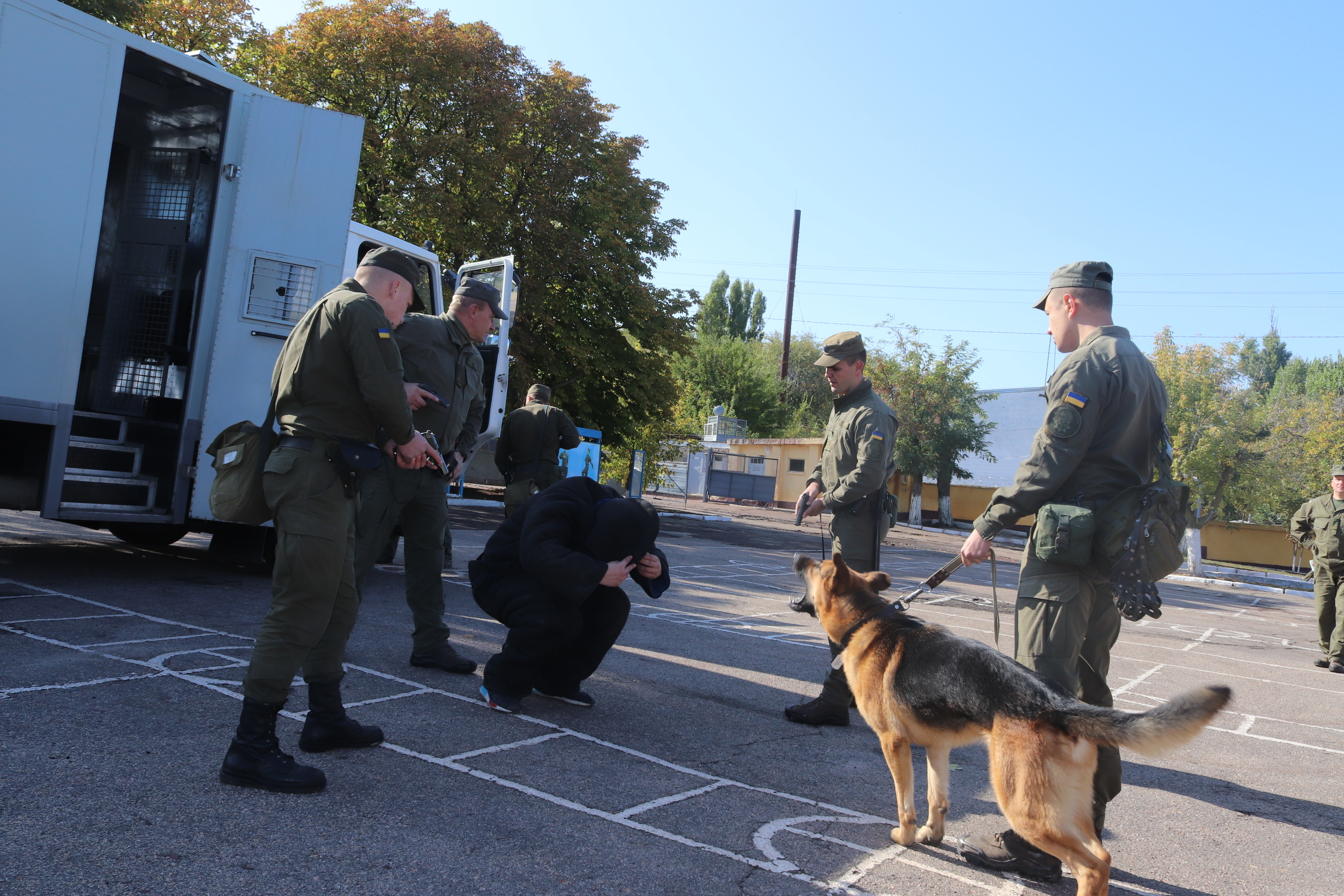 В Николаевском полку Нацгвардии прошли учебно-методические сборы с командирами рот по конвоированию (ФОТО)