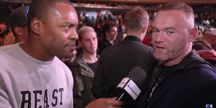 Легендарный английский футболист прокомментировал бой николаевского боксера Деревянченко: «Я наслаждался зрелищем, но результат удивил» (ВИДЕО)