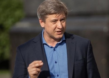“Мне просто не интересны подковерные игры, которыми занимаются некоторые персонажи”, – Данилюк о своей отставке