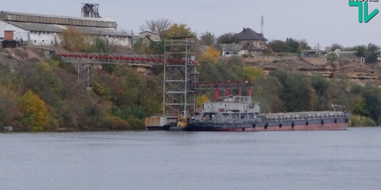 Что непонятно? Европейские эксперты советуют Украине развивать судоходство по Днепру