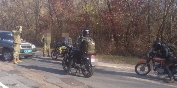 В зоне ЧАЭС задержали колонну сталкеров на мотоциклах