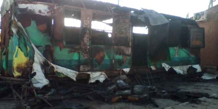 Неизвестные напали на кассира и сожгли зал игровых автоматов в Николаевской области