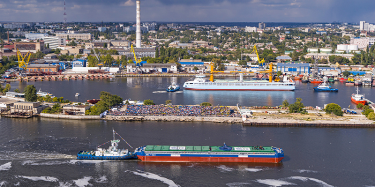 “Нибулоновский” флот бьет собственные рекорды по перевозке грузов
