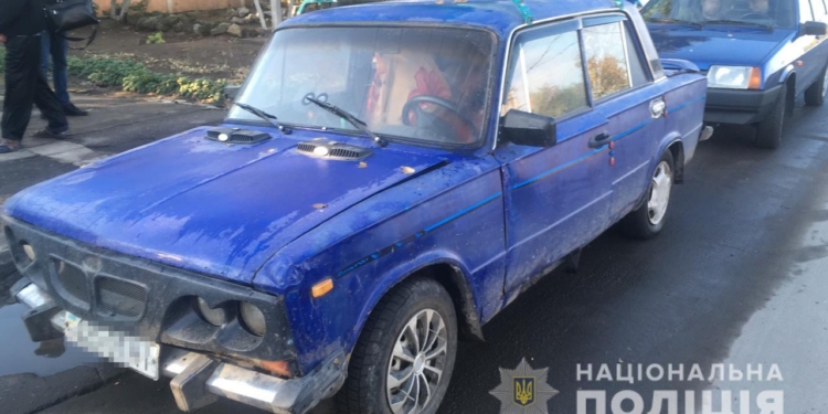 В Николаеве с поличным задержали воров – тоннами сливали ДТ на своем же предприятии (ФОТО)