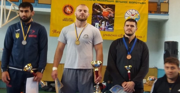 Николаевский спортсмен завоевал “бронзу” в Всеукраинском турнире по вольной борьбе «Терновое поле» (ФОТО)