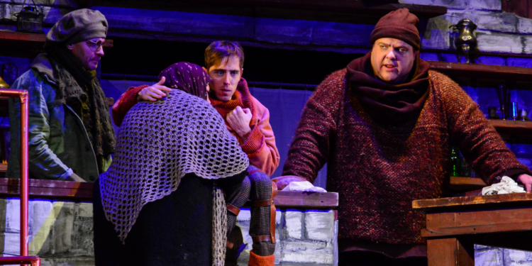 Фестиваль Homo Ludens. Херсонский театр привез в Николаев спектакль «Калека с острова Инишмаан» (ФОТО)