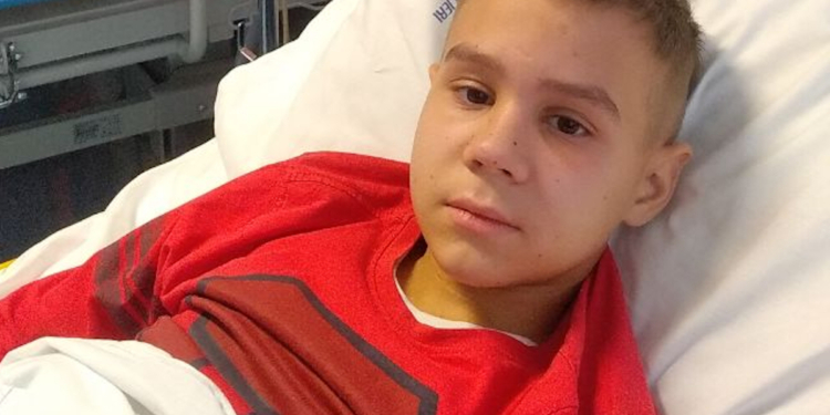 13-летнему николаевцу Ване Красножену нужна помощь для борьбы с острым лейкозом