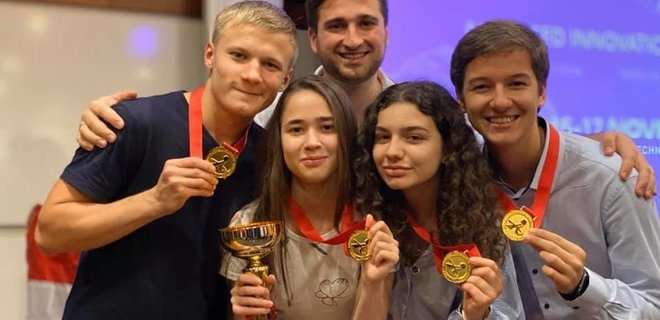 Четверо учащихся Малой академии наук Украины одержали победу на Глобальном конкурсе инноваций AIGC-2019