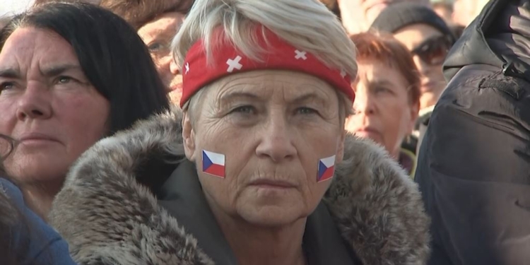 В Чехии отмечают 30-летие Бархатной революции