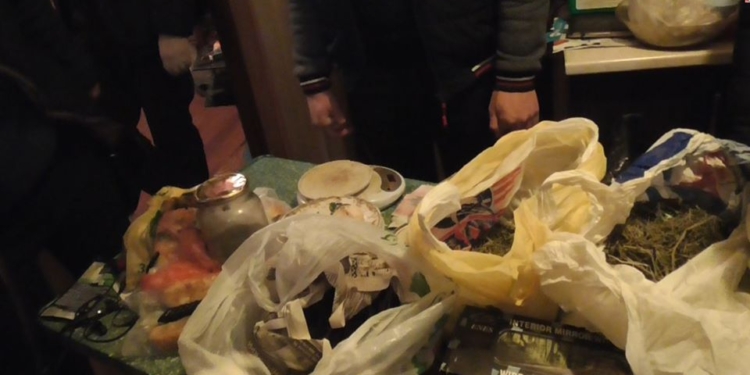 В Вознесенском районе Николаевщины задержали двух местных жителей с 7 кг конопли (ФОТО)