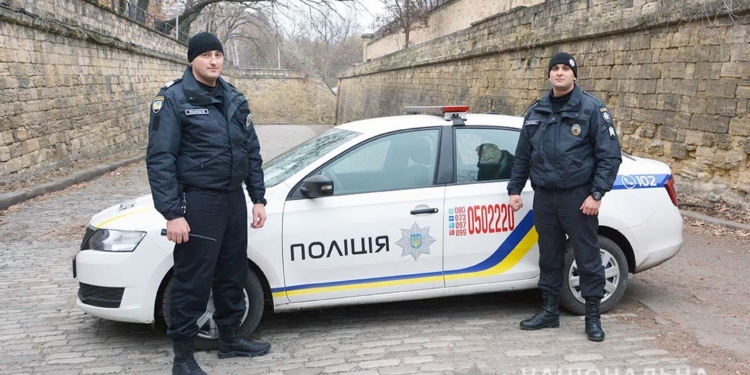 «Что за праздник без драки?»: в кафе Николаева полицейским охраны пришлось утихомиривать хулиганов (ФОТО)