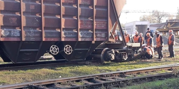 Частная компания «Сисайд Терминал» допустила сход вагонов в Николаевском порту и пыталась скрыть этот факт – Одесская железная дорога