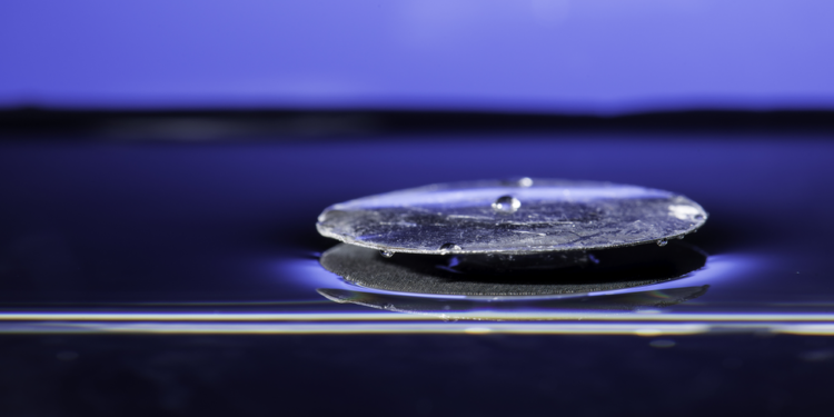 Американские ученые разработали непотопляемые металлические конструкции (ФОТО, ВИДЕО)