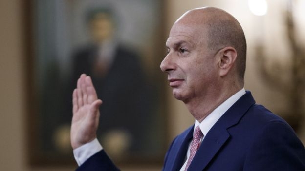 Три женщины обвинили посла США в Евросоюзе Сондленда в домогательствах