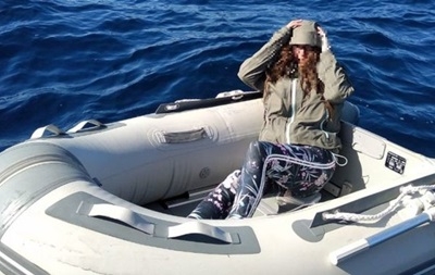 Туристка продержалась двое суток в открытом море на леденцах и мусорных пакетах