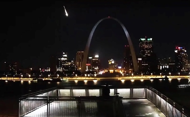 В небе США взорвался крупный метеор