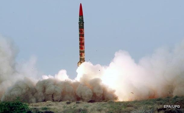 Пакистан испытал баллистическую ракету