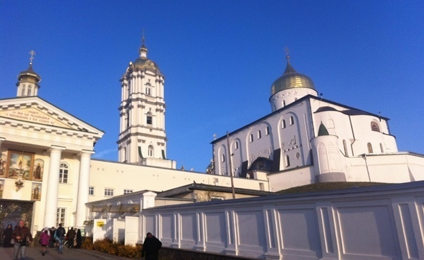 УПЦ снова лишили прав на Почаевскую лавру
